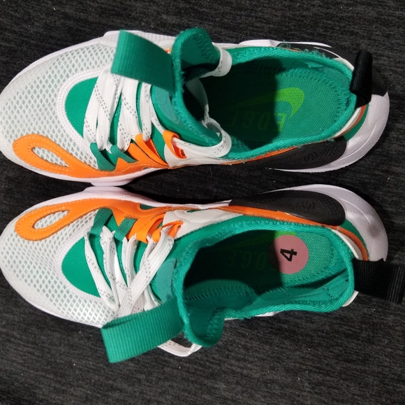 SOLD 🥰 Nike Huarache E.D.G.E. - Picture 5 of 8
